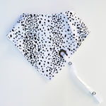 Black and White Drool Bib - Baby Bear Outfitters