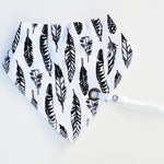 Black and White Drool Bib - Baby Bear Outfitters