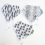 Black and White Drool Bib - Baby Bear Outfitters