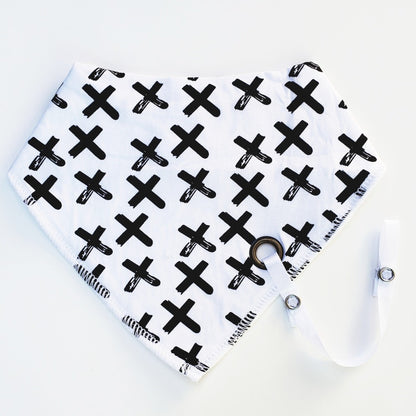 Black and White Drool Bib - Baby Bear Outfitters